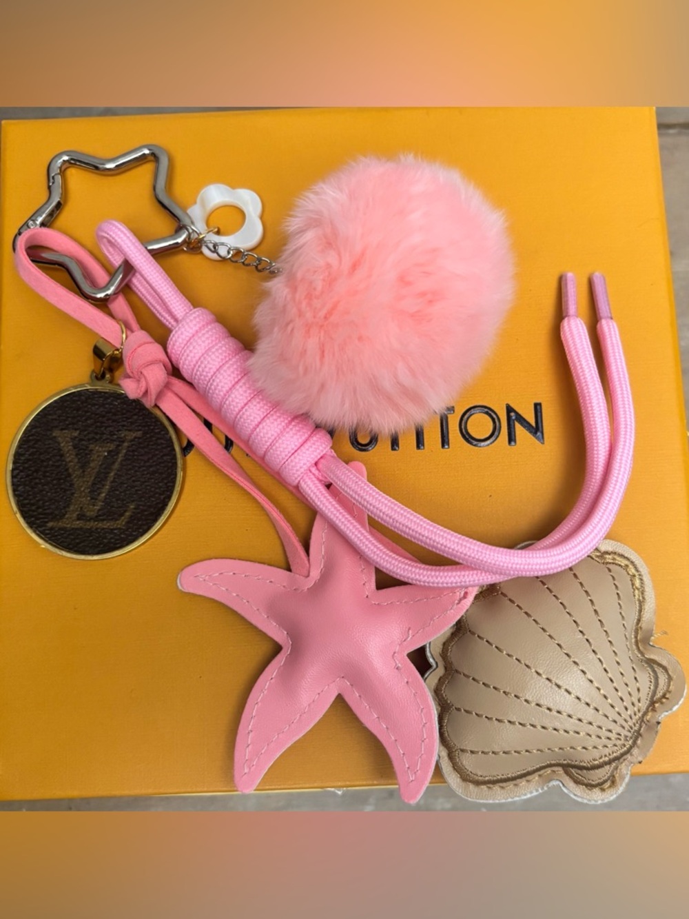 Louis Vuitton Monogram disc, Beach Bag Charm, Star & Sea Shell, 9 inches